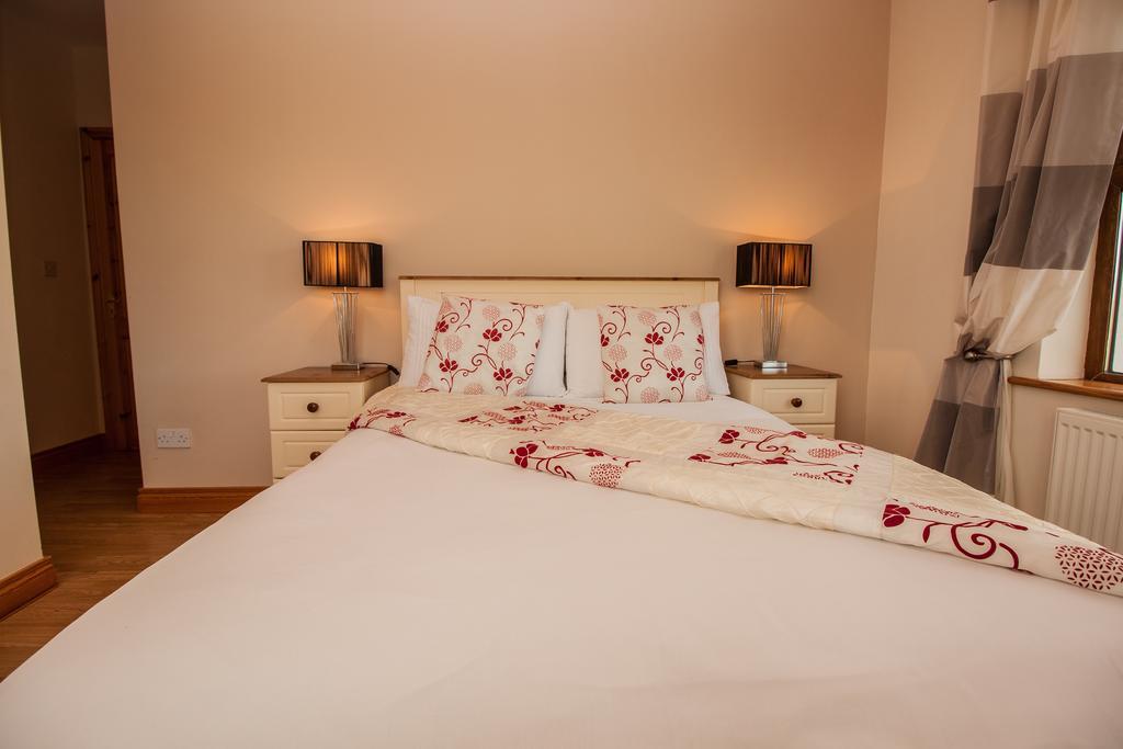 Achill Water'S Edge Bed & Breakfast Doogort Екстериор снимка